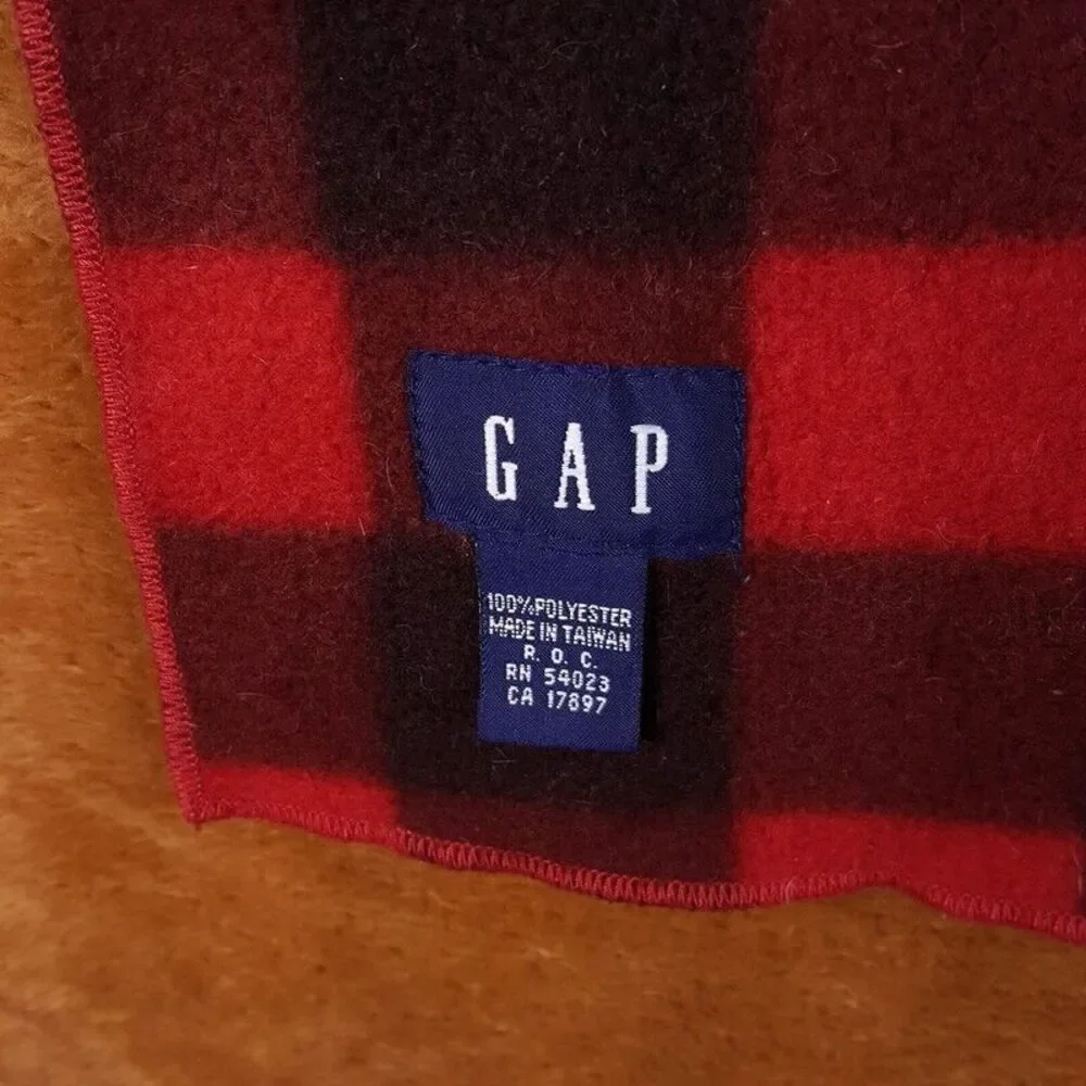 GAP Scarf Red Check Buffalo Plaid Fleece Rectangle 54x11